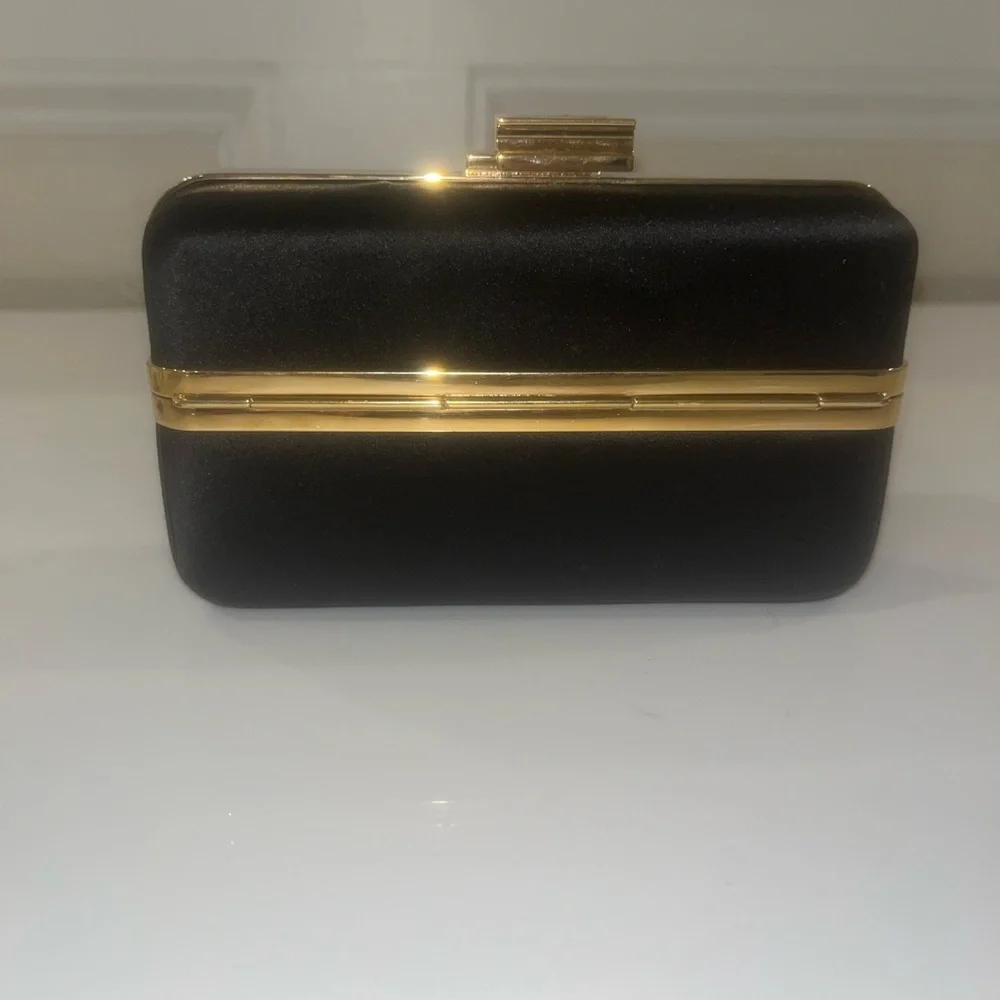 Ferragmo mini Macy box limited edition new with dust bag - Picture 10 of 17